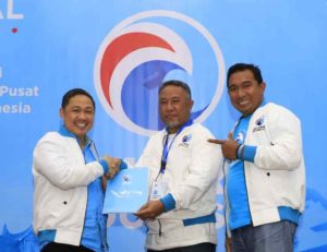 Penyerahan SK Partai Gelora